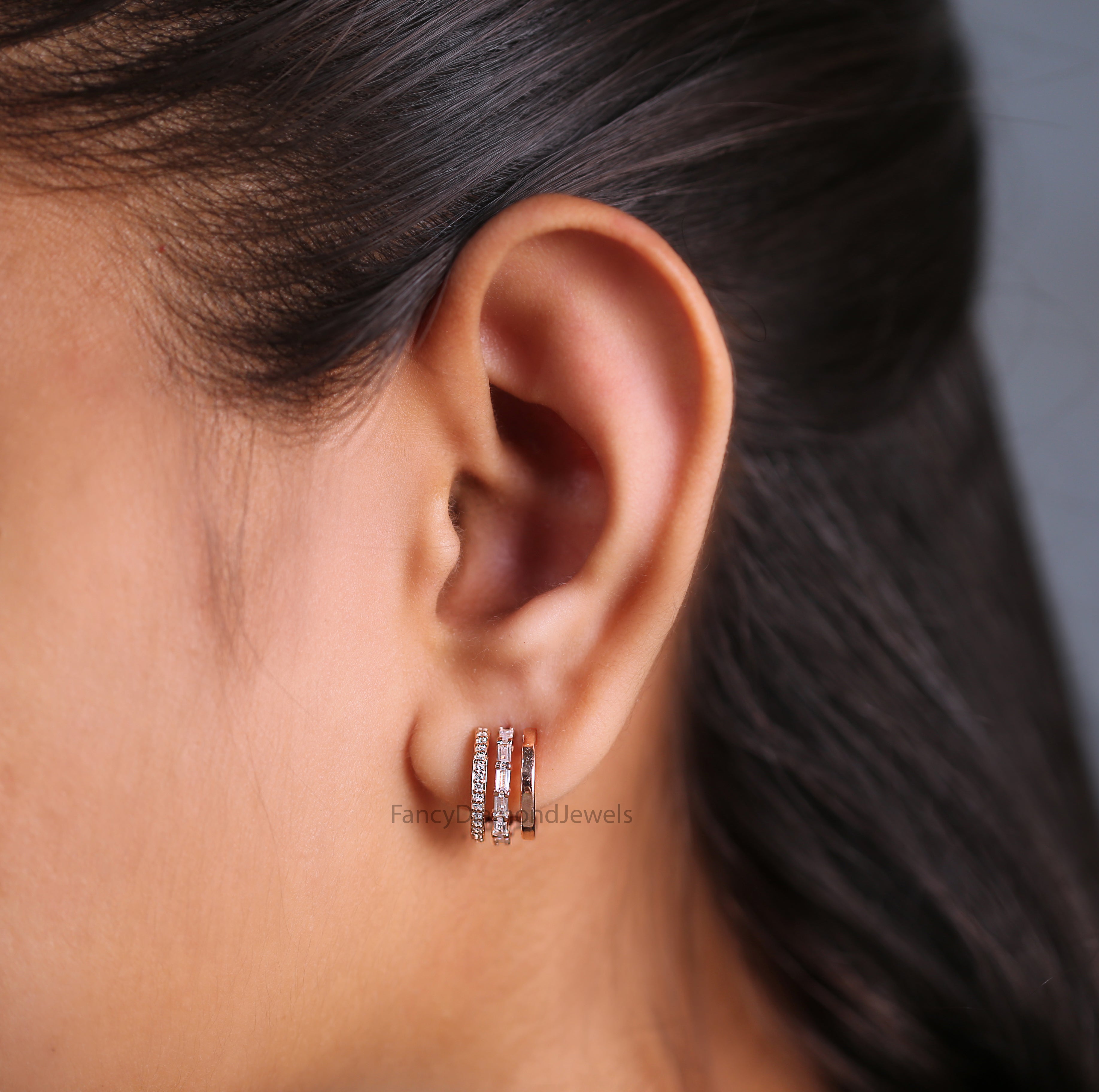 Baguette White Diamond Earring, Round Shape Diamond Earring, Prong Earring, Engagement Earring, Earlobe Earrings, Earrings Jewelry, KD1116