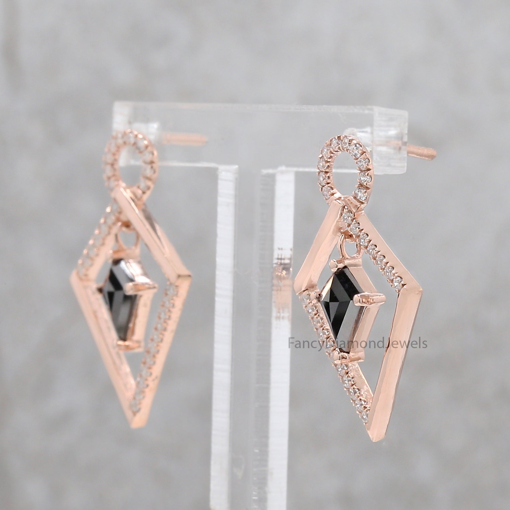 Kite Black Color Diamond Earring, Kite Black Shape Earring, Prong Earring, Engagement Earring, Earlobe Earrings, Earrings Jewelry, KDN2273