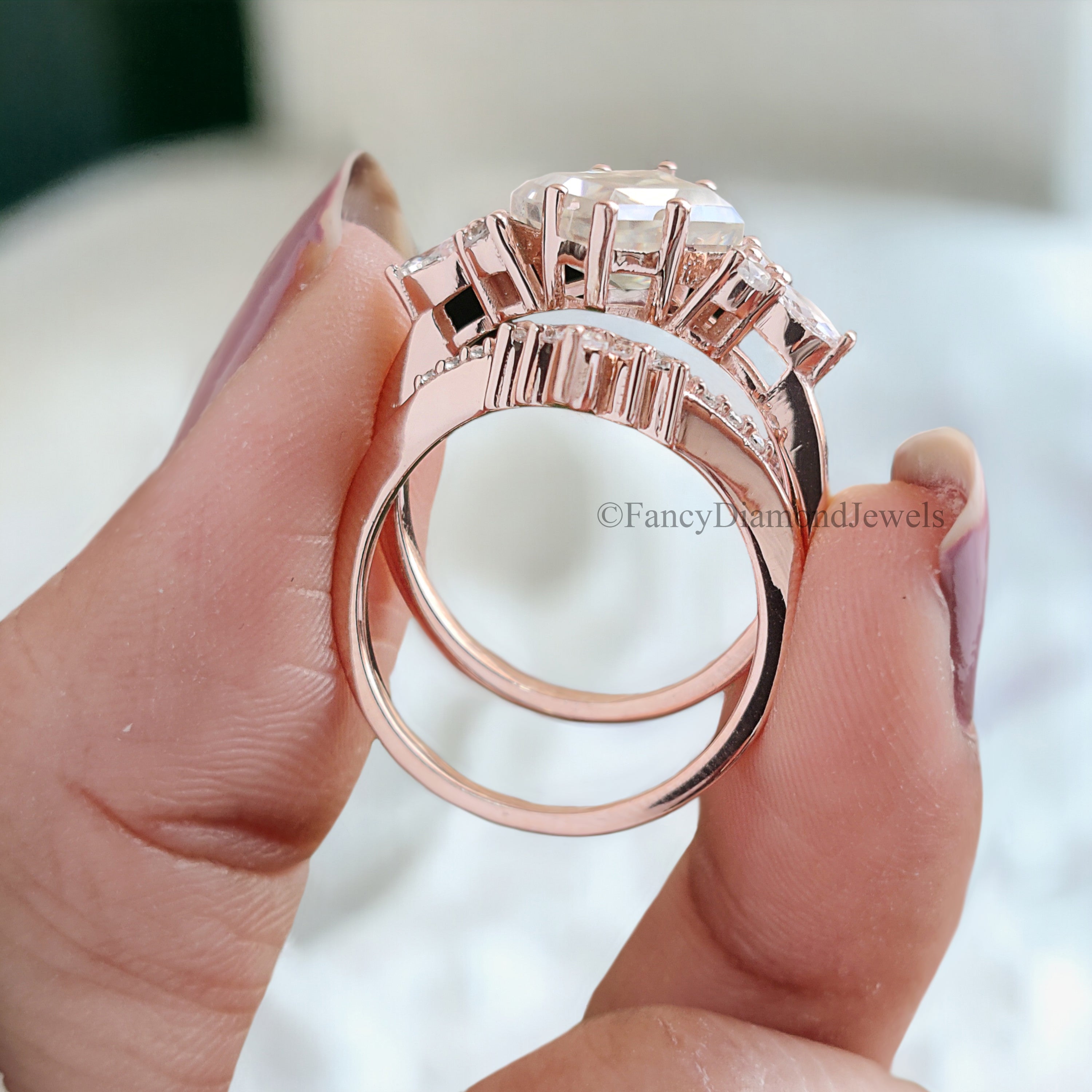 Vintage kite cut Moissanite engagement ring set 14k rose gold marquise cut moissanite ring for women unique bridal wedding ring set FD185