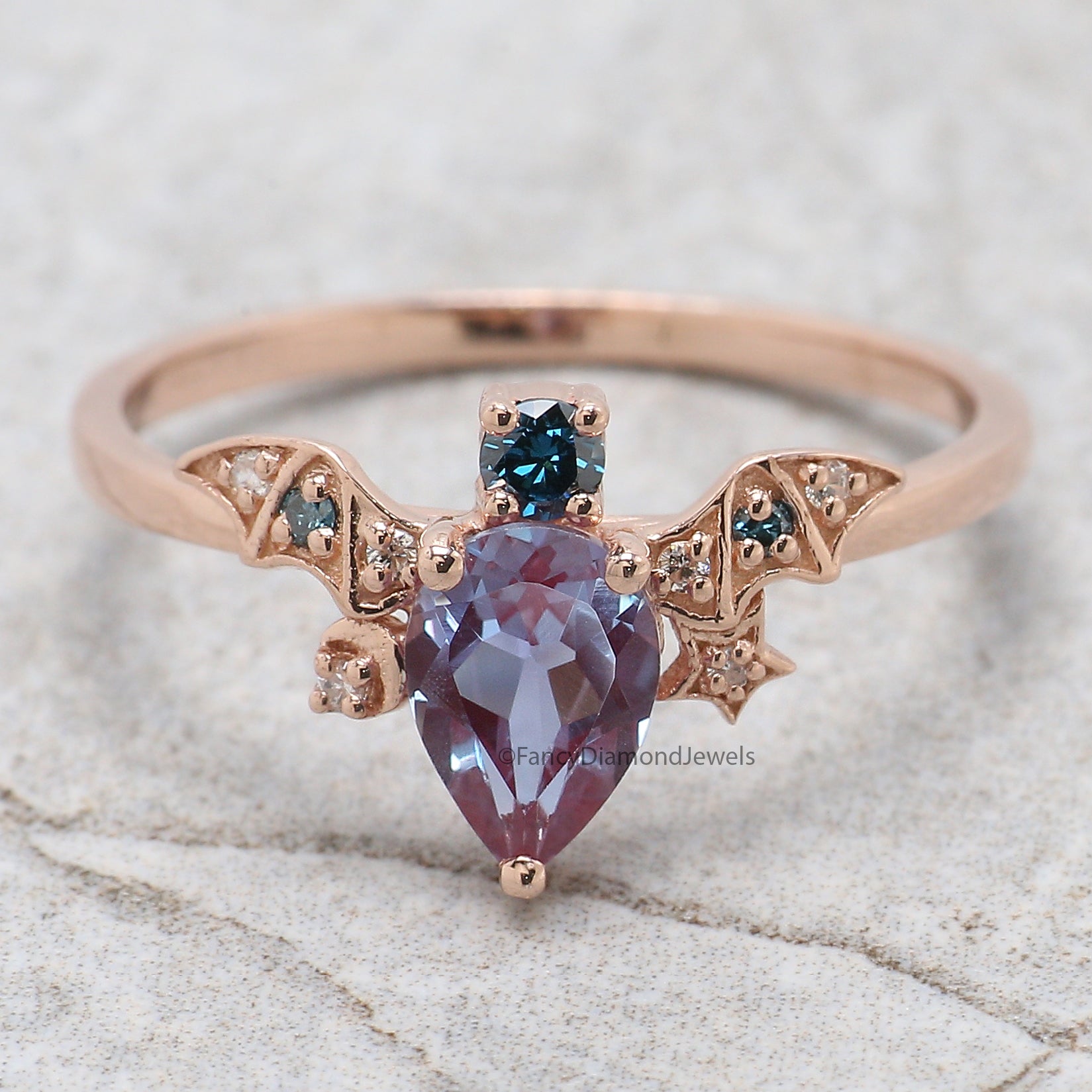 Vintage pear Alexandrite Engagement Ring 0.78 CT Pear Shaped Proposal Ring For Her Anniversary Gift Ring unique wedding ring For women FD263