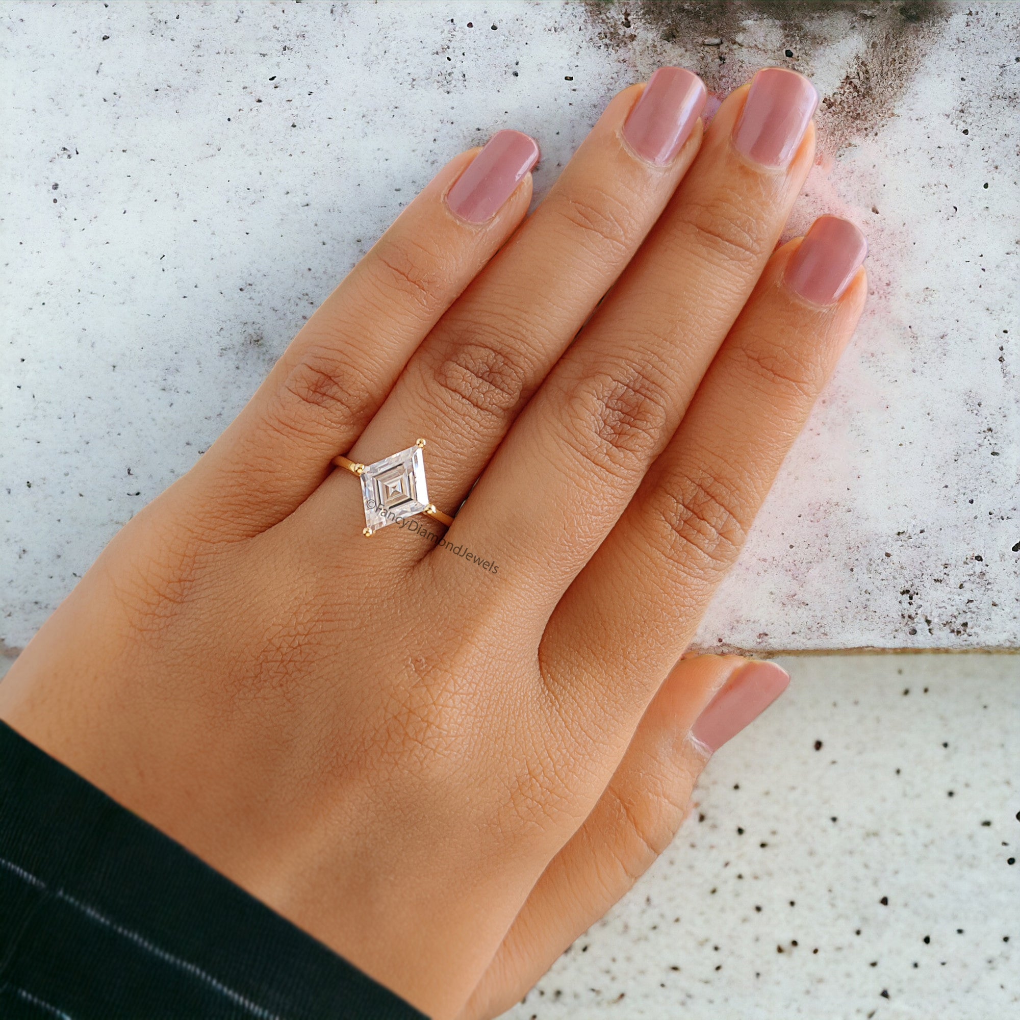 Kite 2.52 CT Lozenge Cut Near Colorless Moissanite Ring Prong Set Solitaire Engagement Ring Unique Wedding Ring Anniversary Gift FD227