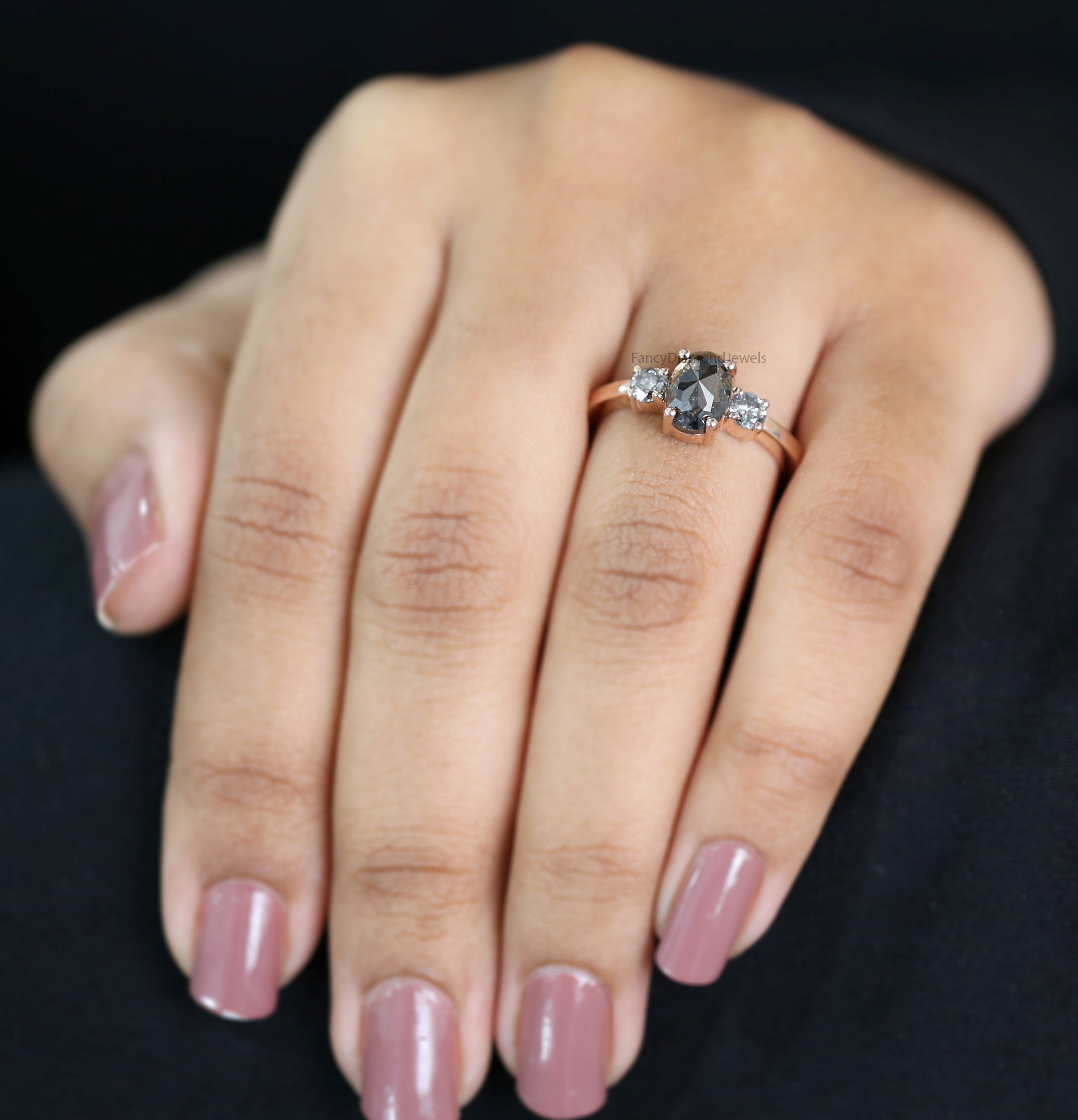 Oval Salt And Pepper Diamond Ring, Salt And Pepper Oval Diamond Engagement Ring, Oval Diamond Ring, Oval Cut Ring, Oval Shape Ring, KD822