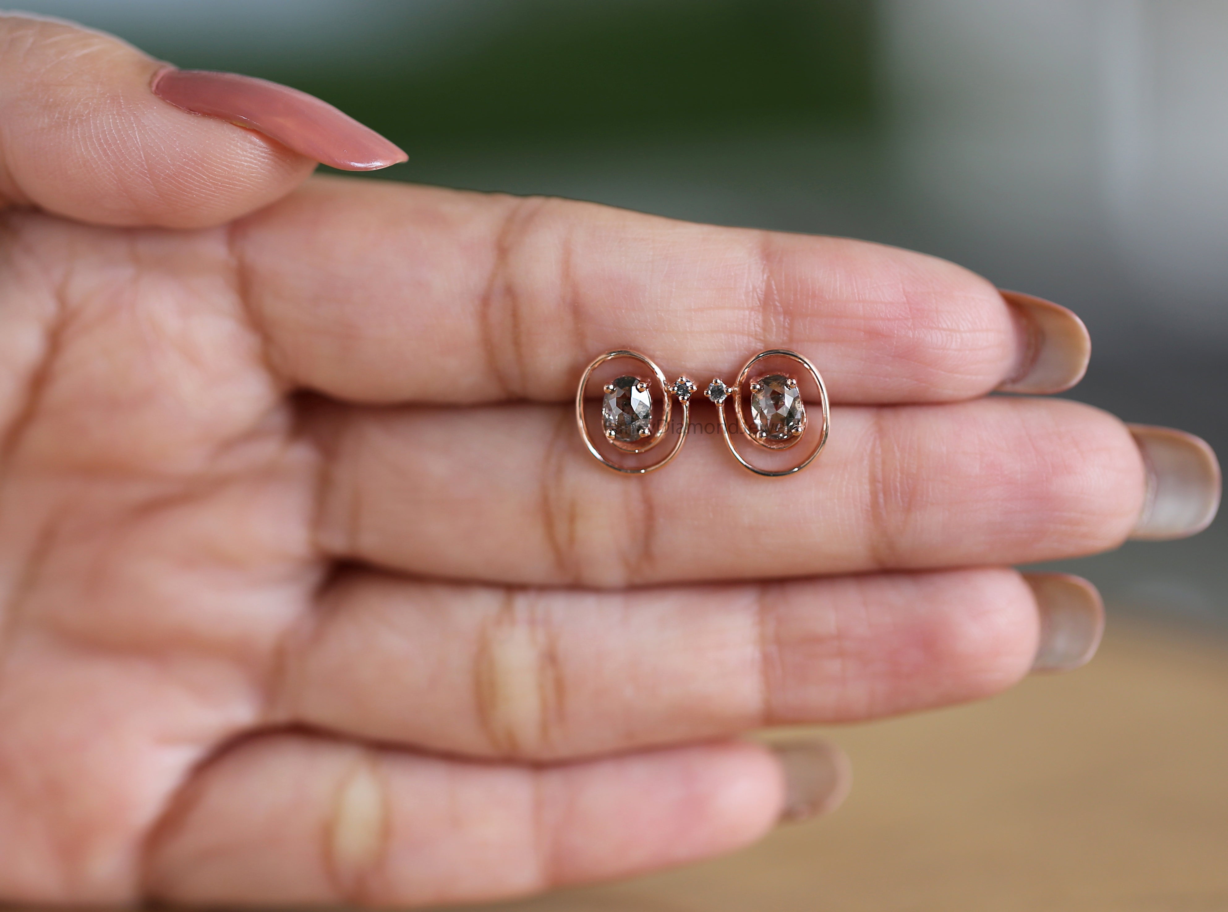 Oval Salt And Pepper Diamond Earring, Oval Shape Earring, Prong Earring, Engagement Earring, Earlobe Earrings, Earrings Jewelry, KDN969