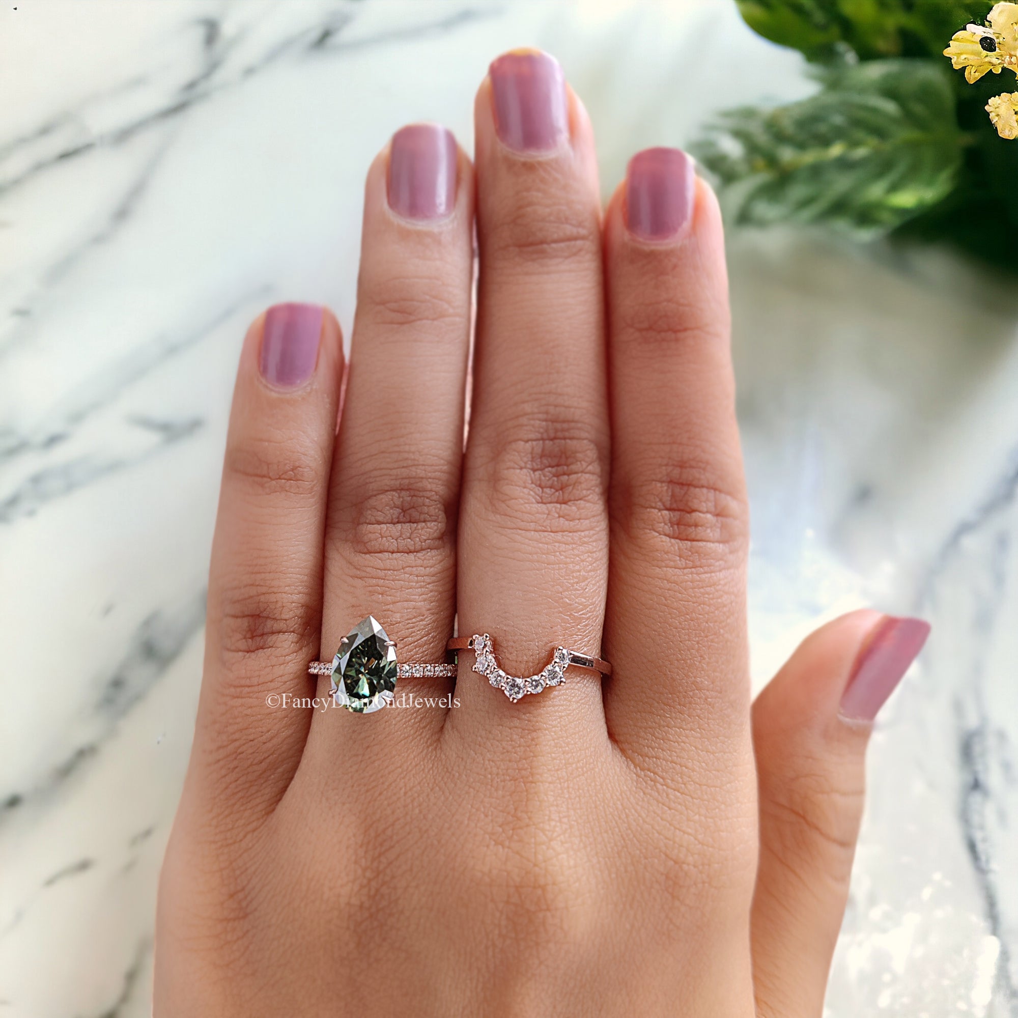 Pear Green Moissanite Ring Curved Stacking Band Engagement Ring 1.90 CT Pear Shaped Proposal Ring Set For Her Anniversary Gift Ring FD242