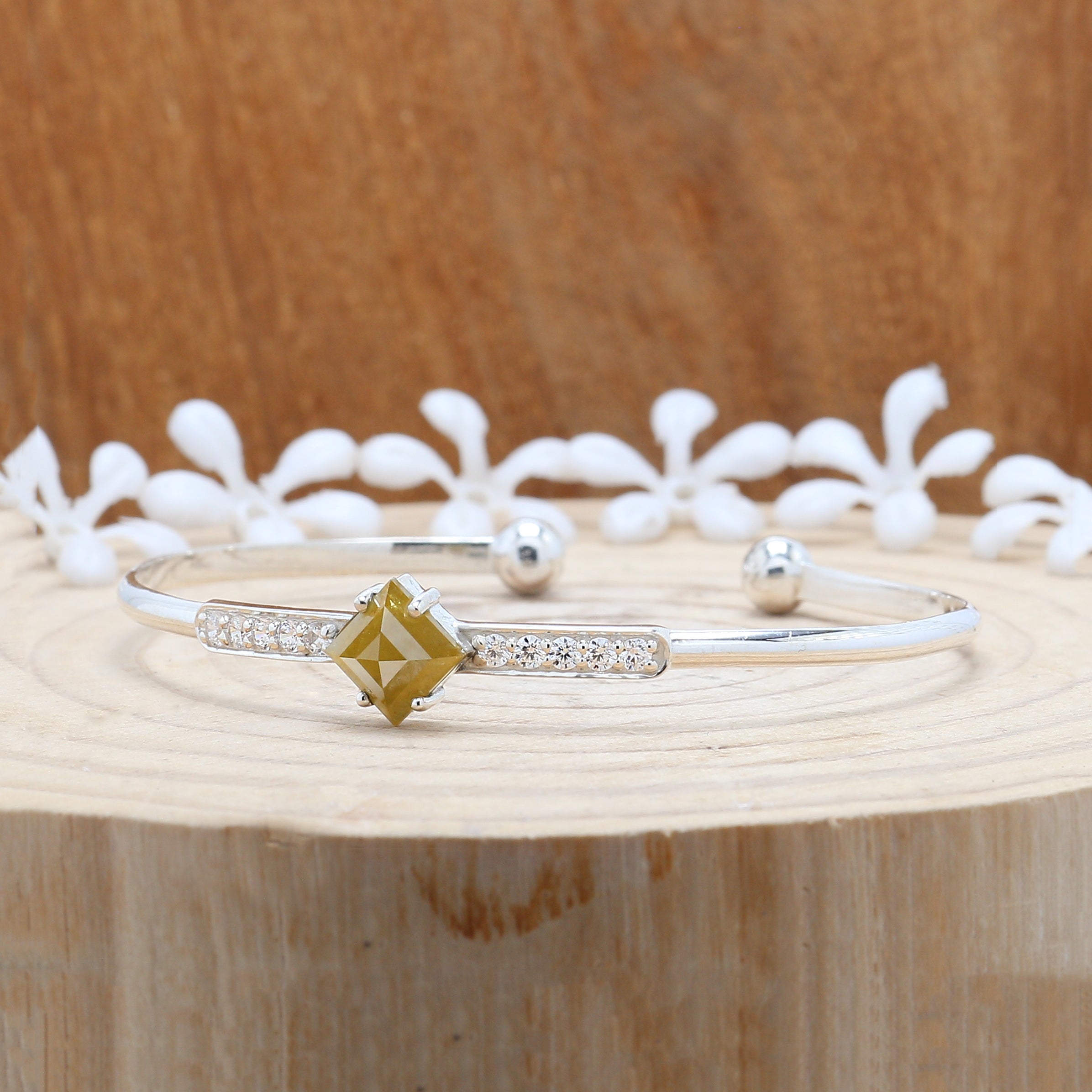 1.53 CT Bracelet, Cuff Bracelet, Kite Diamond Bracelet, Round Diamond Bracelet, Kite Bracelet, Anniversary Gift, Gift For Her, KDL9760